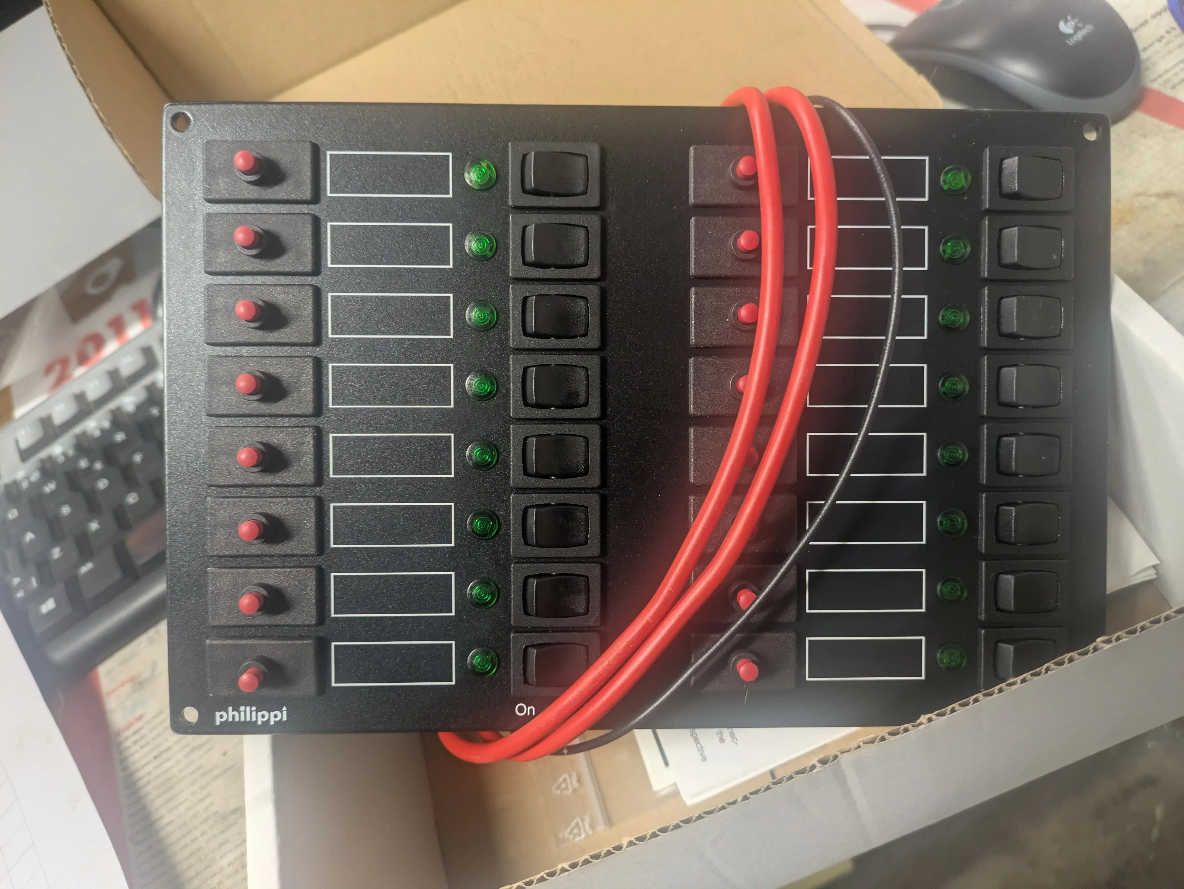 Bilde av bryterpanel